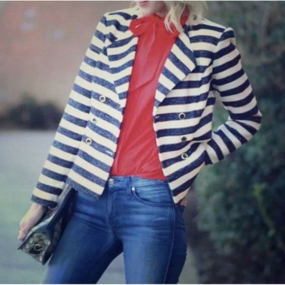CAbi Jackets & Blazers - Cabi Style 5094 Cruise Jacket Size 6 Navy Nautical